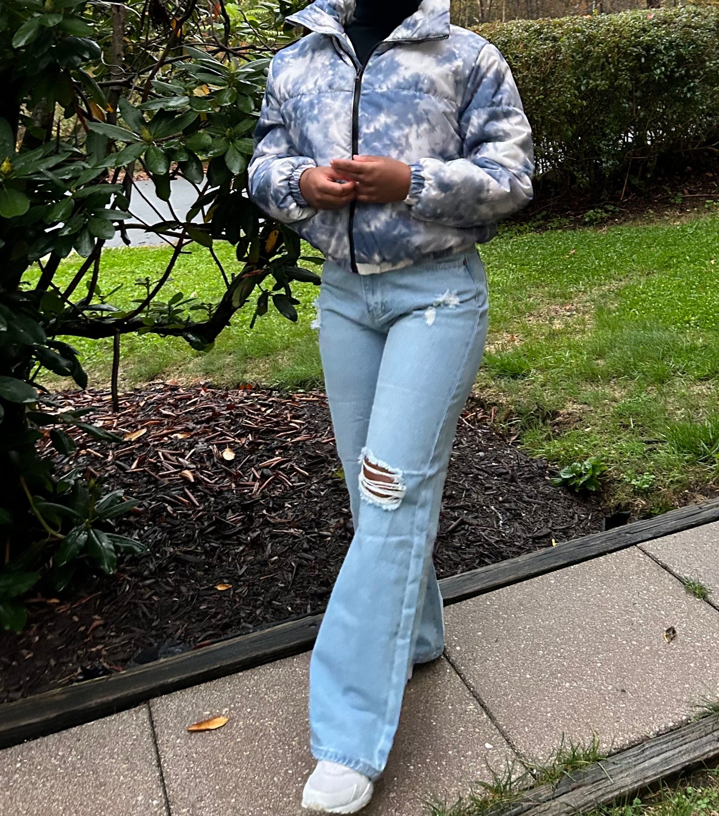 Petite Distressed Wide Leg Jeans