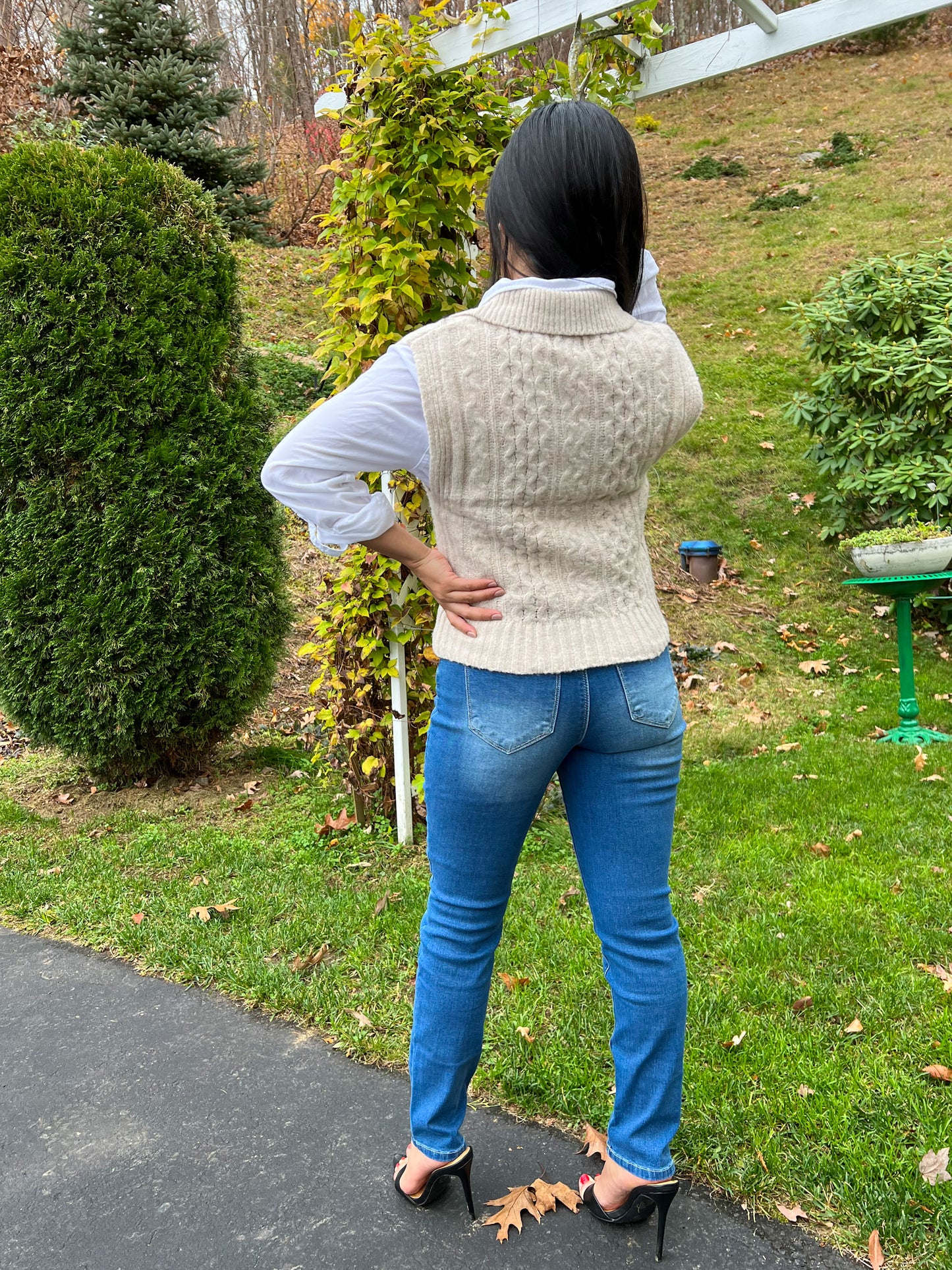 Minimalist - Petite Skinny Medium Wash Jeans